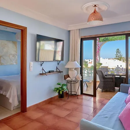 Pearl Of Windsor Park *