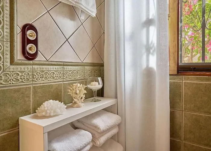 Pearl Of Windsor Park